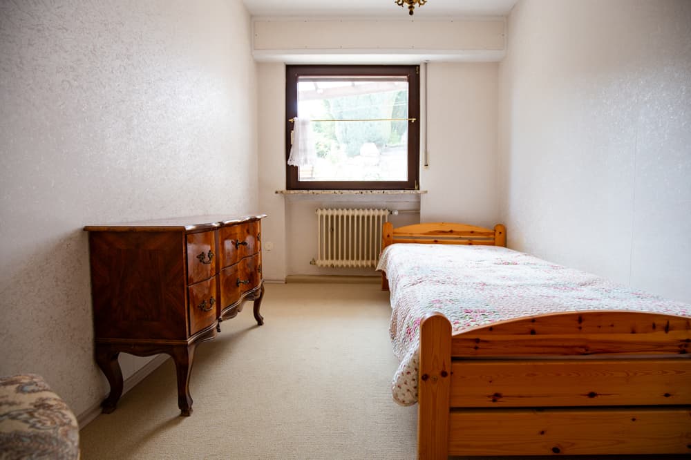 Schlafzimmer 1