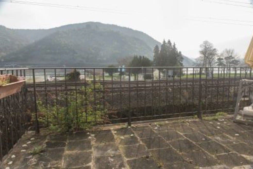 Terrasse mit Blick zum Rhein