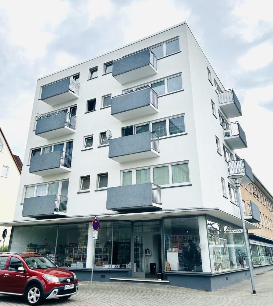 Hausansicht — Renditestarkes Anlageobjekt in Rüsselsheim – 5,5 % Rendite, vollvermietet & WEG-aufgeteilt